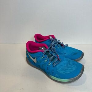 NIKE FREE5.0 DOERNBECHER DB (GS) LIMITED SIZE US 5Y (728651-400)